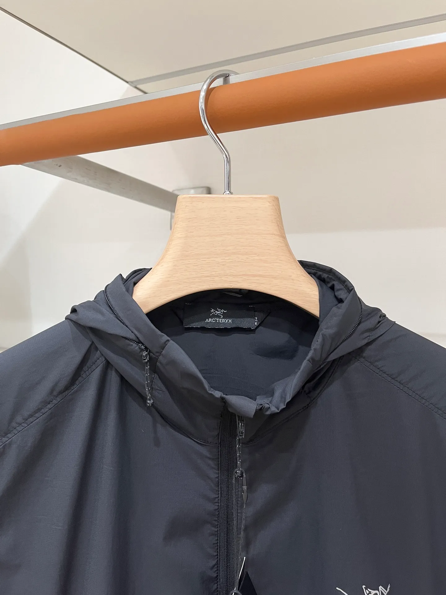 、2026 ， ， logo， Versatile 。 ， ， ， ，Sizes S-XXL